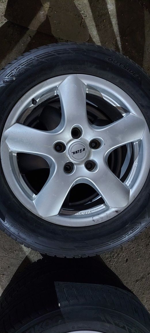 Sprzedam felgi widoczne na zadjęciach wraz z oponami 255/55 r18