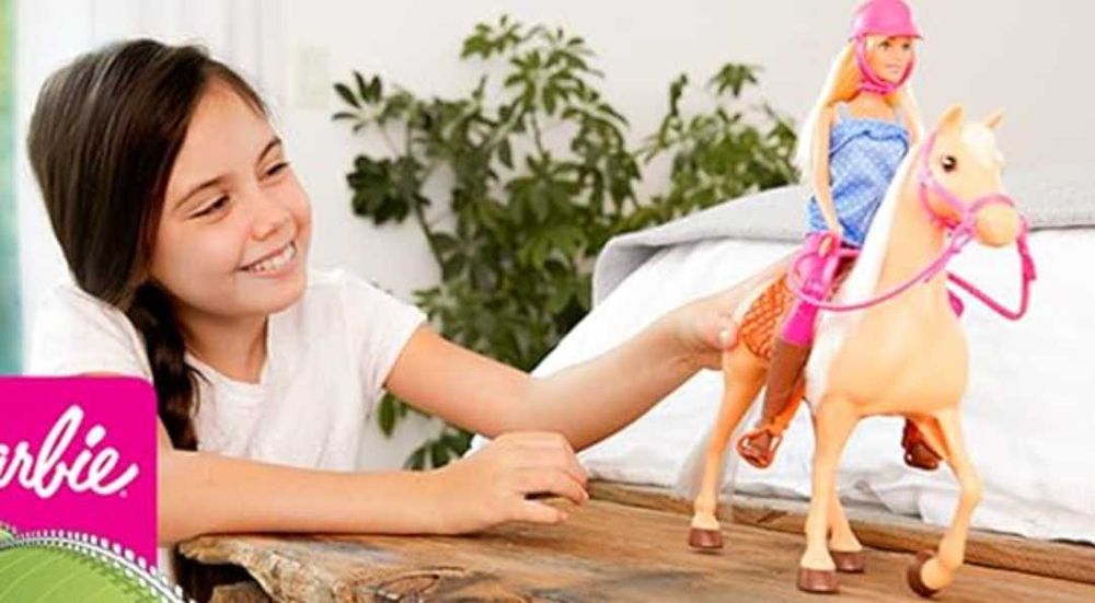 Ігровий набір з лялькою Barbie Верхова їзда (FXH13) Игровой набор