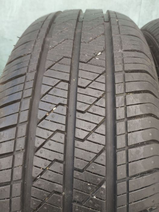 Шини 215 55 16  є вибір комплекти та пари
