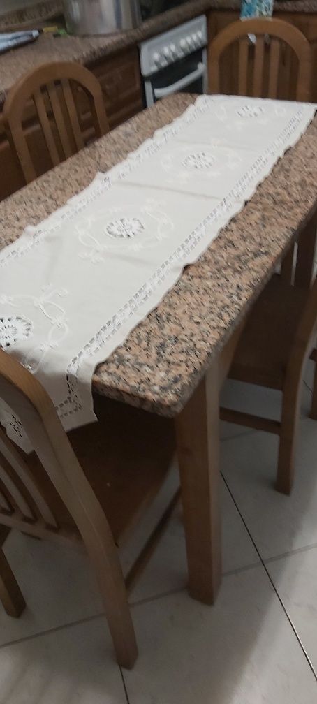 moveis de sala e toalhas de linho