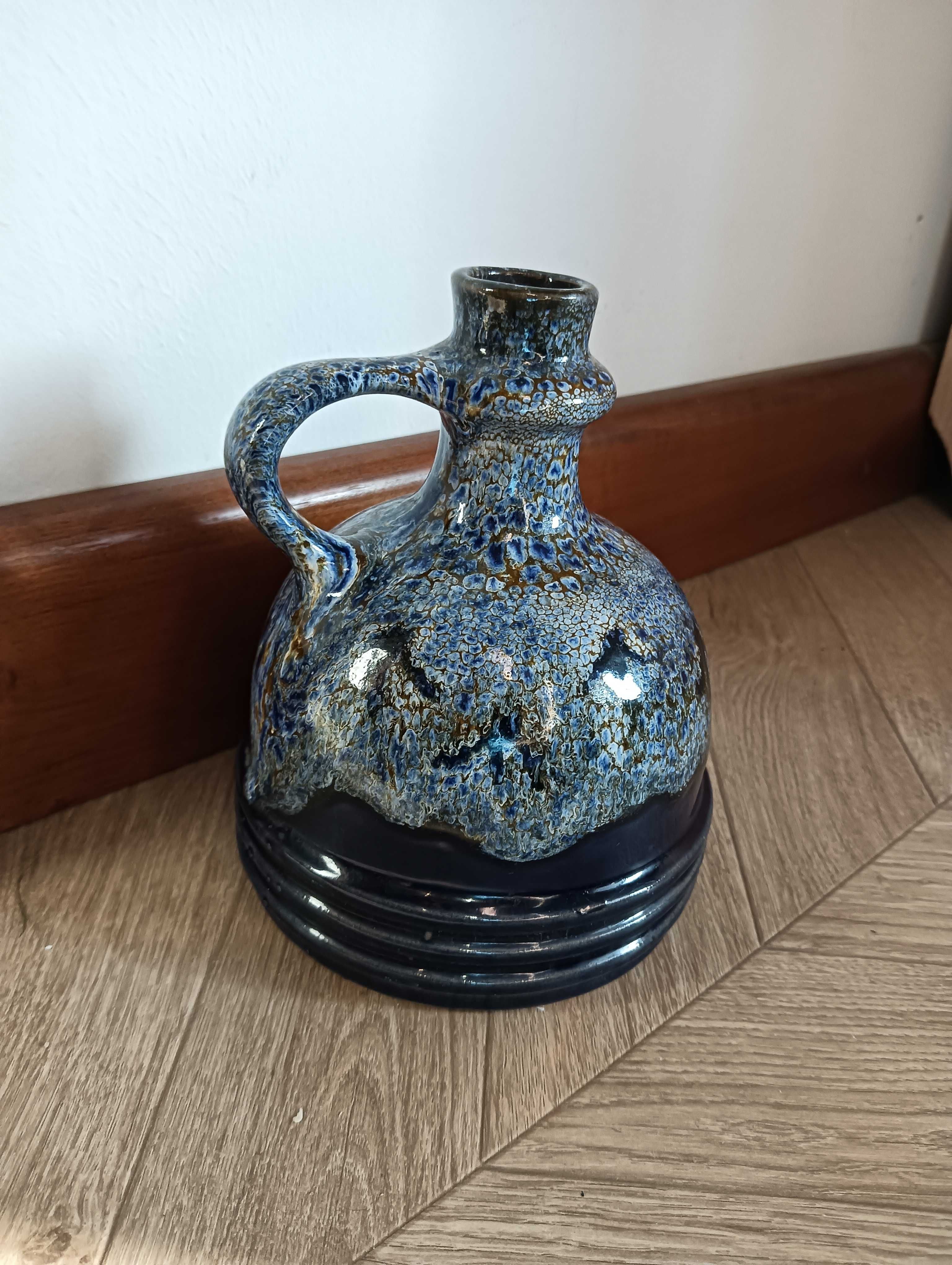 Wazon ceramiczny z uchem Haldensleben piękny