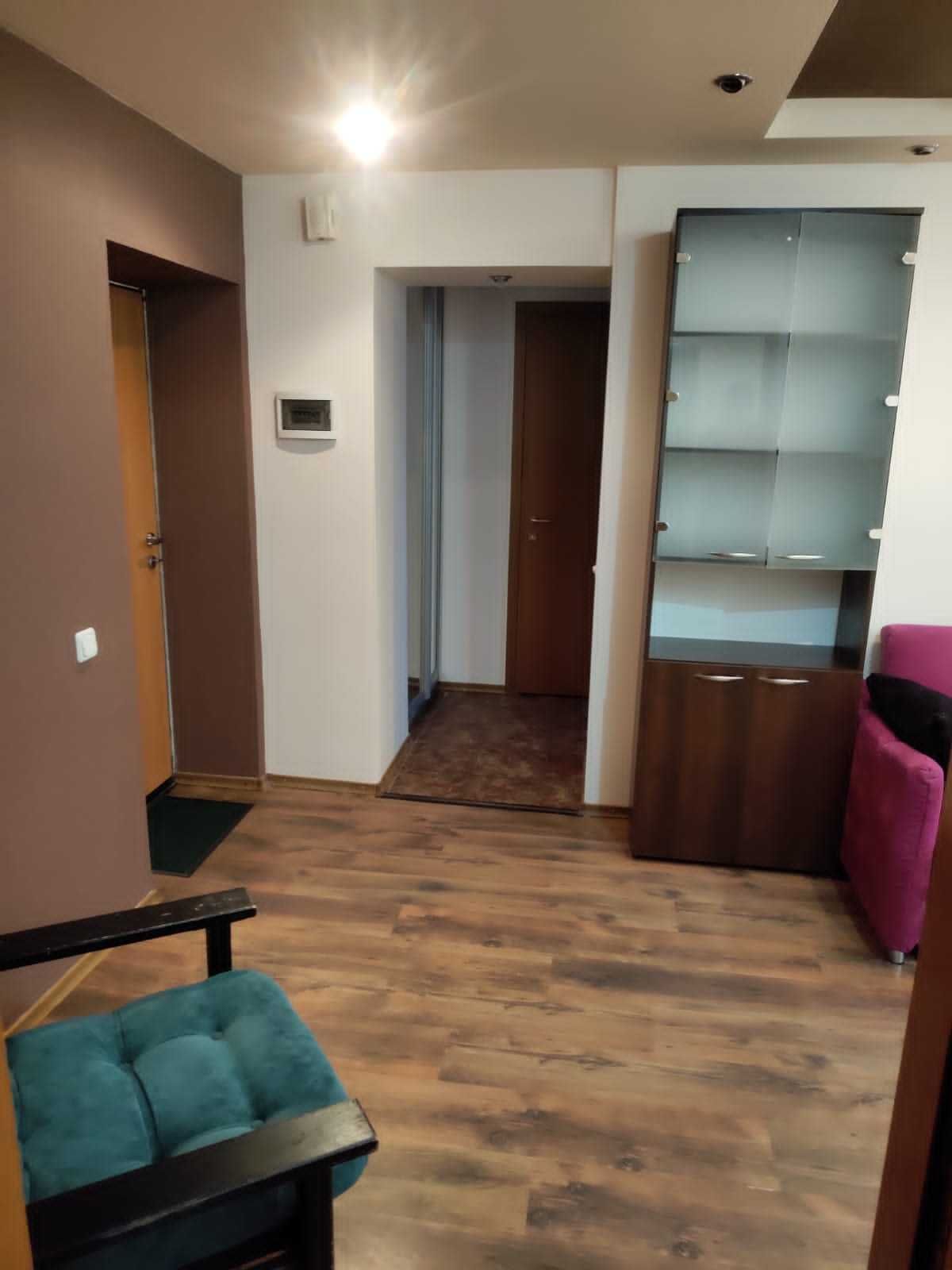 2-кімнатна квартира в Голосіївському районі, 5хв від метро
