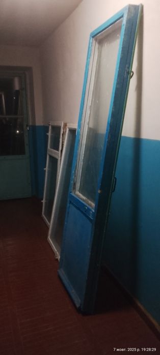 Вікна та двері дерев'яні