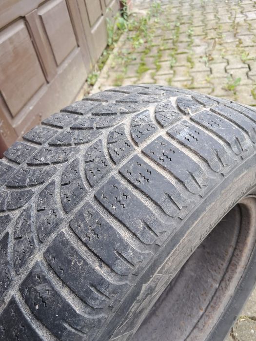 Opony zimowe felgi stalowe 235/60 R16 koła