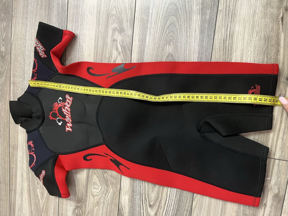 Дитячий гідрокостюм 7-8 років