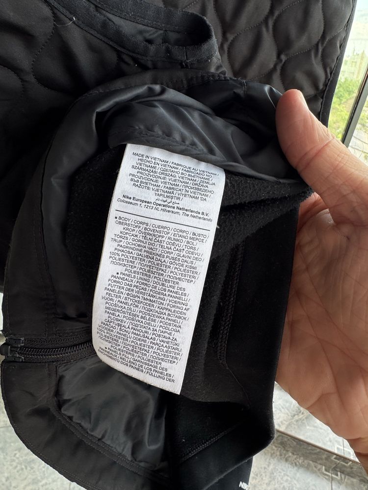 Жіноча жилетка Nike Running Aerolayer оригінал розмір С