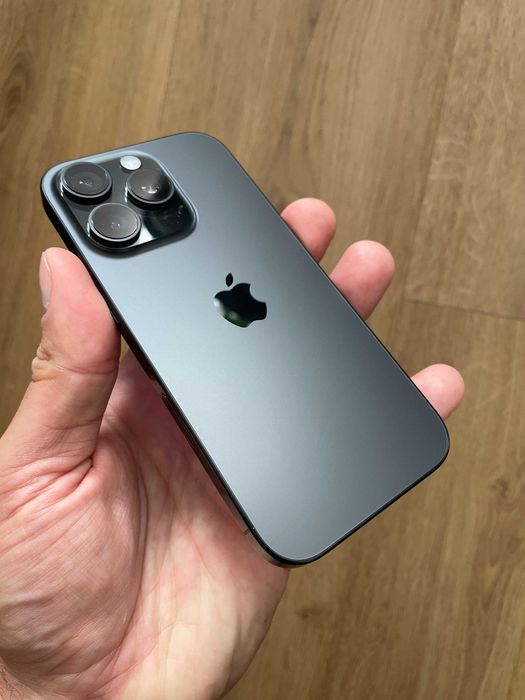 iPhone 16 Pro stan idealny