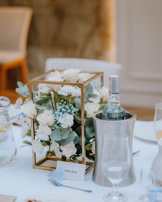 Dekoracje balonowe , ścianki , dekoracje stołu, balony z helem