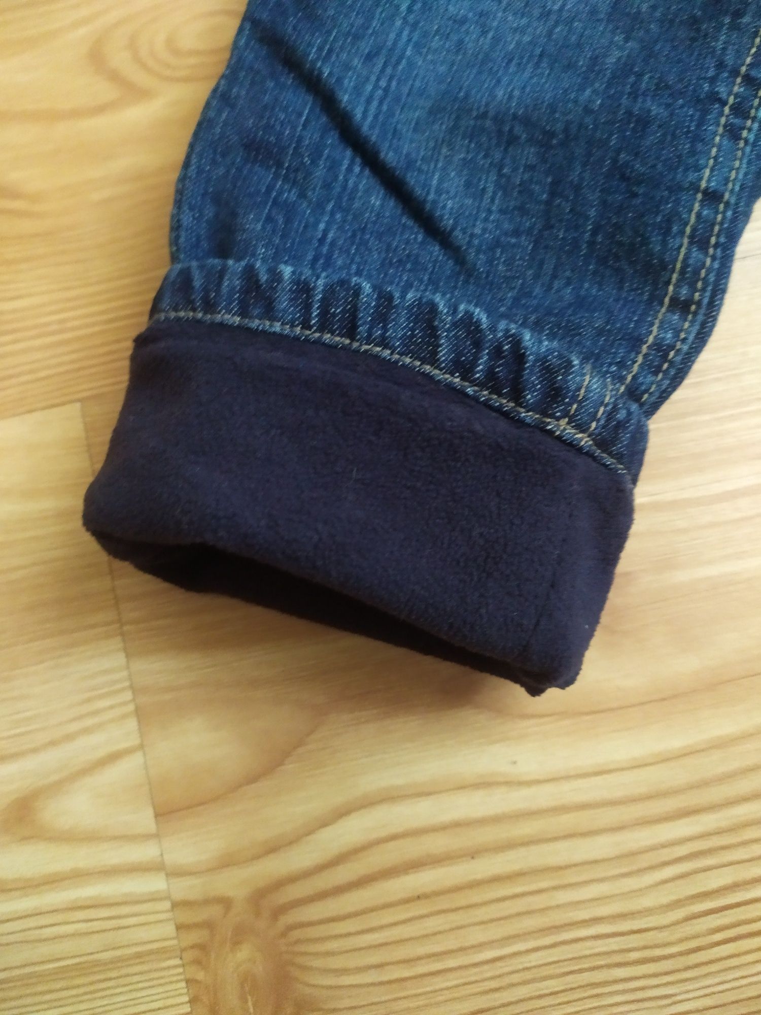 Spodnie jeansowe na polarze, rozmiar 86/92