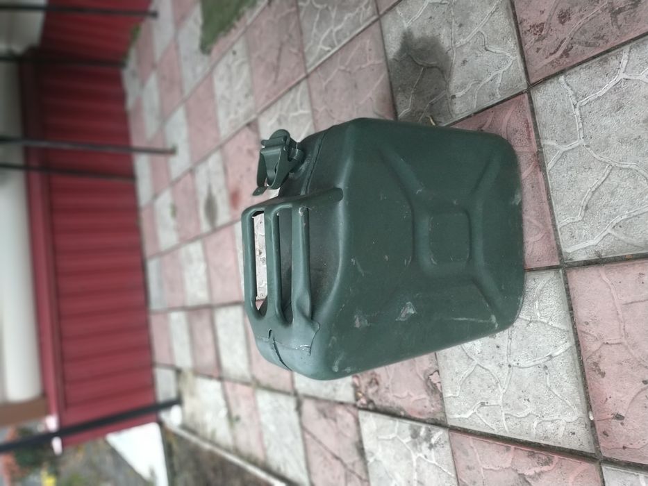 Канистра металлическая