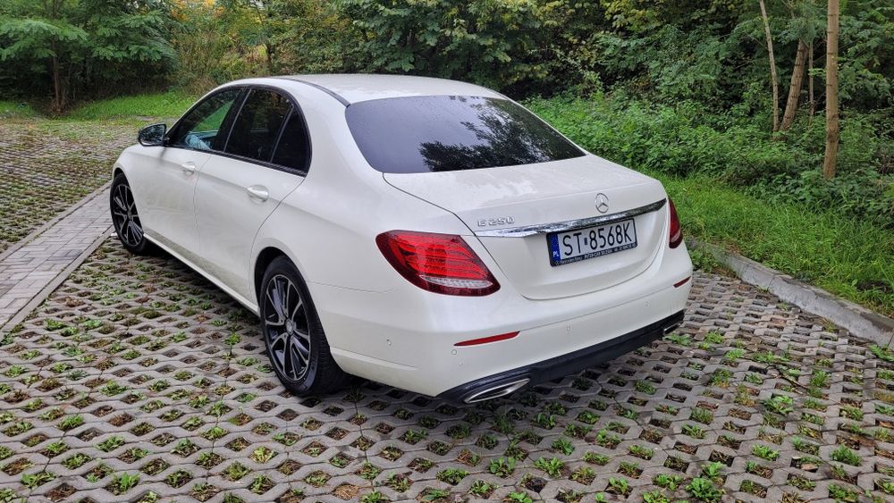 Mercedes e250 1 właściciel, salon Polska , przebieg 92000 serwis ASO