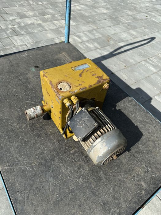 Motoreduktor 0,45kW 5 obr/min reduktor przekładnia do szklarni tracker