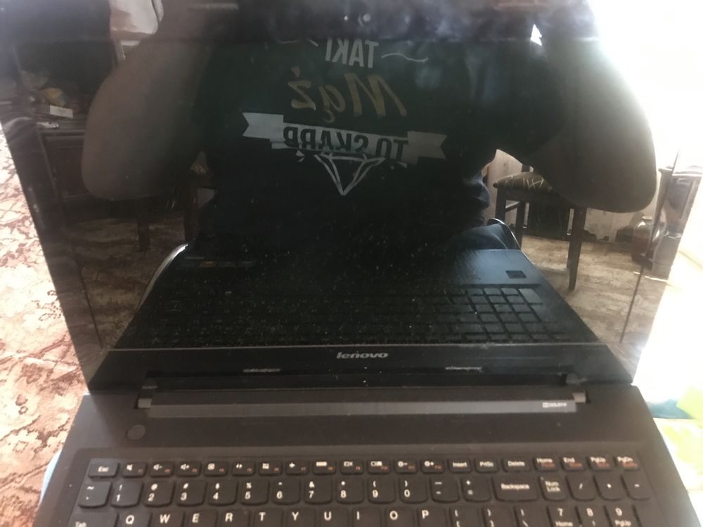 Laptop lenowo g30