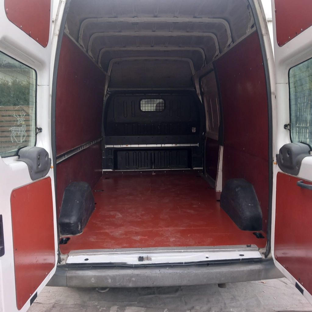 Ford Transit z 2006 roku