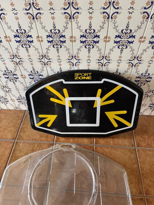 Cesto de basquetebol