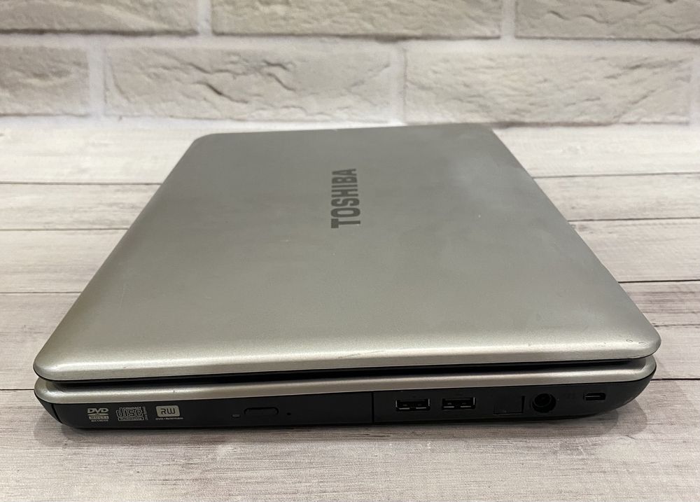 Ноутбук Toshiba L500-1V1 15.6’’ T4400 4GB ОЗУ/ 500GB HDD (r1257)