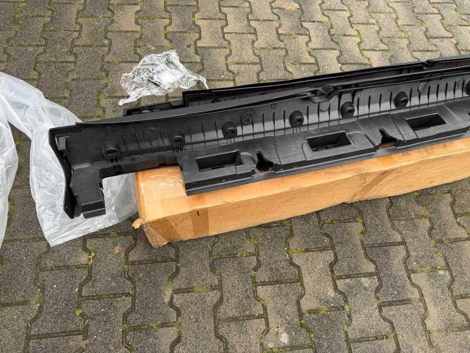 NOWE Stopnie Progowe Progi ALU MERCEDES ML W166 GLE W166