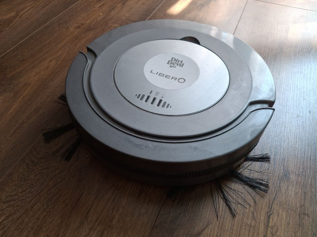 Robot sprzątający, odkurzacz dirt devil
