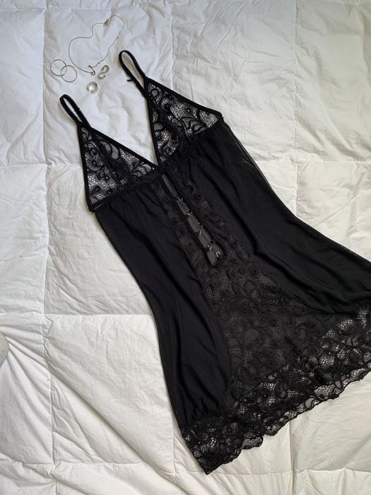 Розкішний стильний сексуальний пенюар