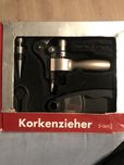 Korkociąg zestaw składa się z 5 elementów