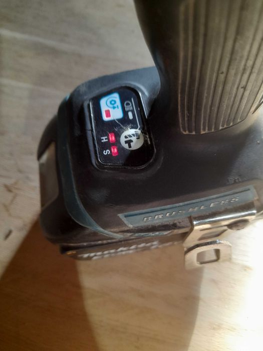 Klucz udarowy makita dtw 181