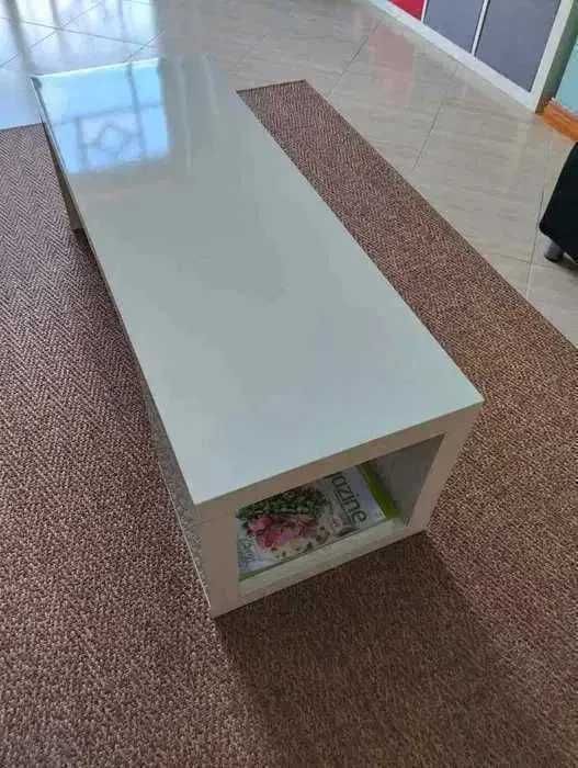 Mesa centro lacada Ikea Usada