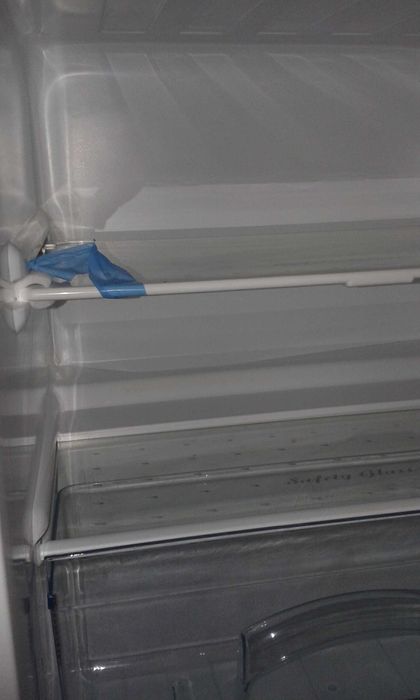 Lodówka MPM  wys. 85 cm z oddzielnym zamrażalnikiem. Wolnostojąca