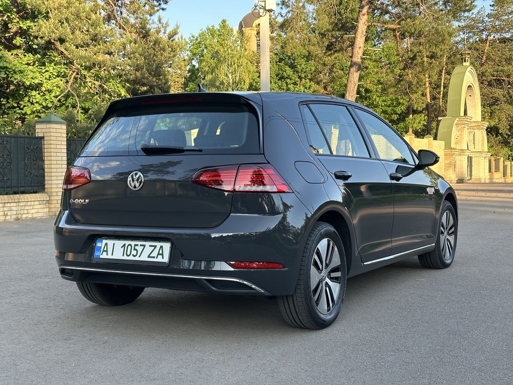 Volkswagen e-golf 2020 35.8 kwh