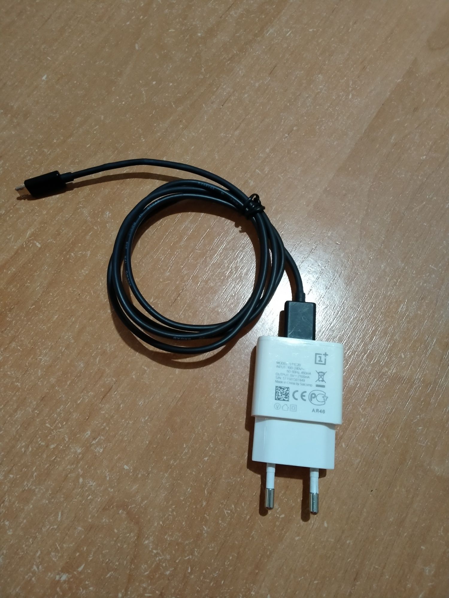 Зарядка 5v-2100mA зарядное устройство + кабель MicroUSB или Type-C