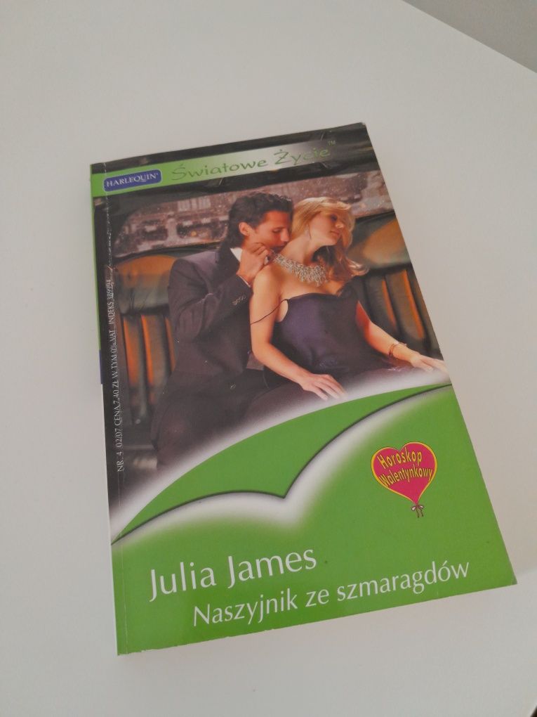 Julia James naszyjnik ze szmaragdów książka