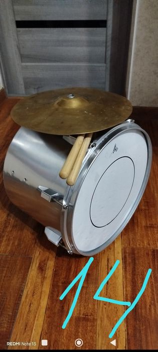 Барабаны Томы  походные