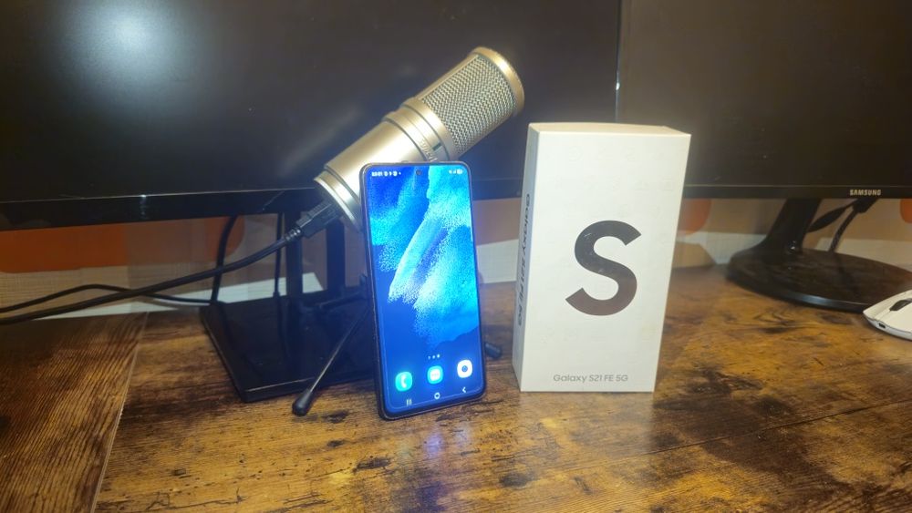 Samsung Galaxy S21 FE 5G 128GB bardzo zadbany + akcesoria