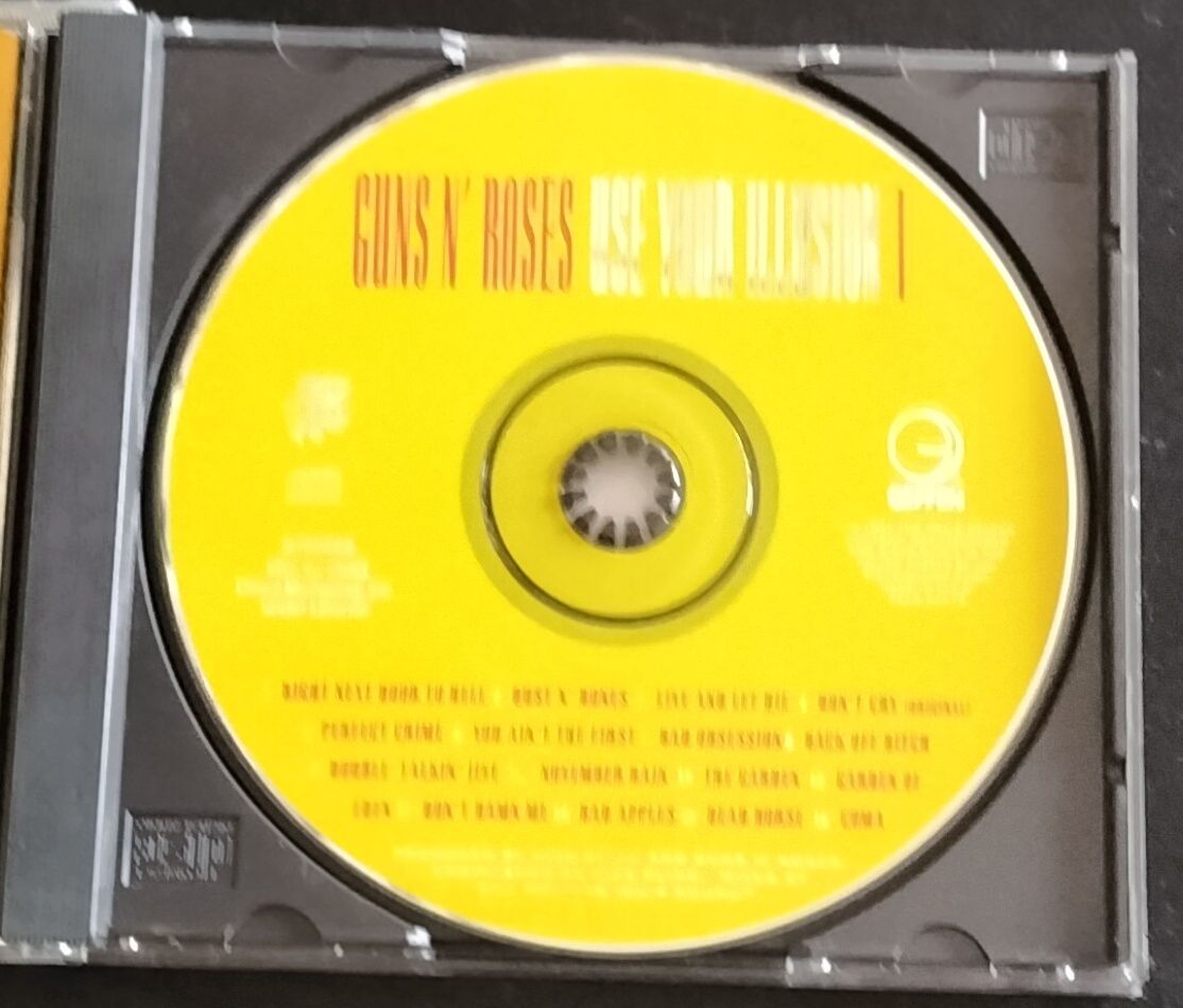 CD Guns N' Roses