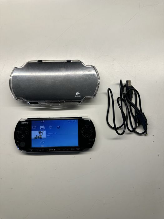 Psp-3004 + carregador + sd