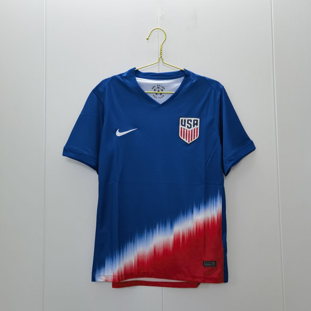 T shirt USA 2024 nova com etiqueta