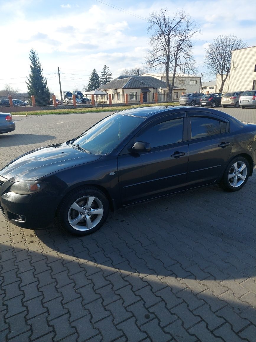 Продам Mazda 3 2005