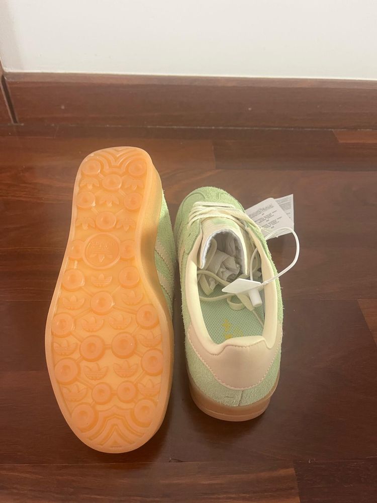 Sapatilhas Adidas gazelle 37
