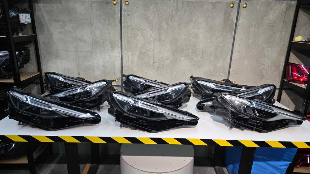 Audi Q5 SQ5 Matrix 2025 фари оригінал Європа