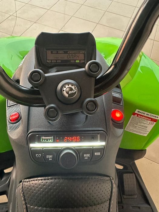 Moto 4 can am elétrica