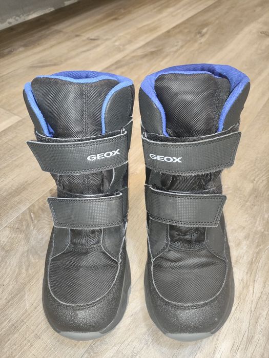 Зимові черевики Geox, 35р