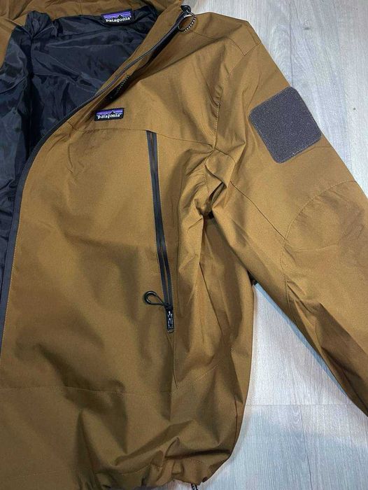 Мужская куртка/ветровка Patagonia Windshadow Parka/Gore-tex коричневая