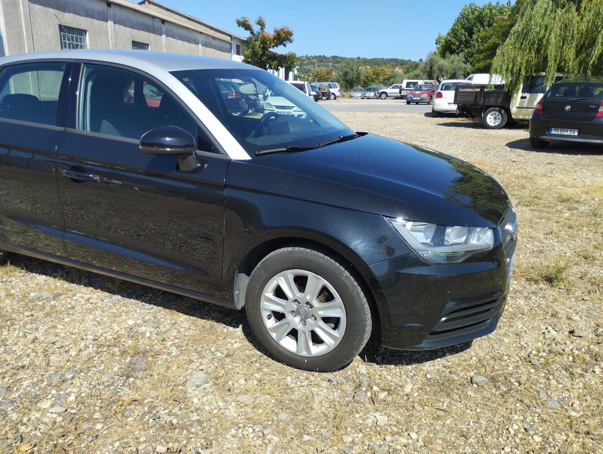 Audi A1 Sportback 5 Portas - 1.6 TDI