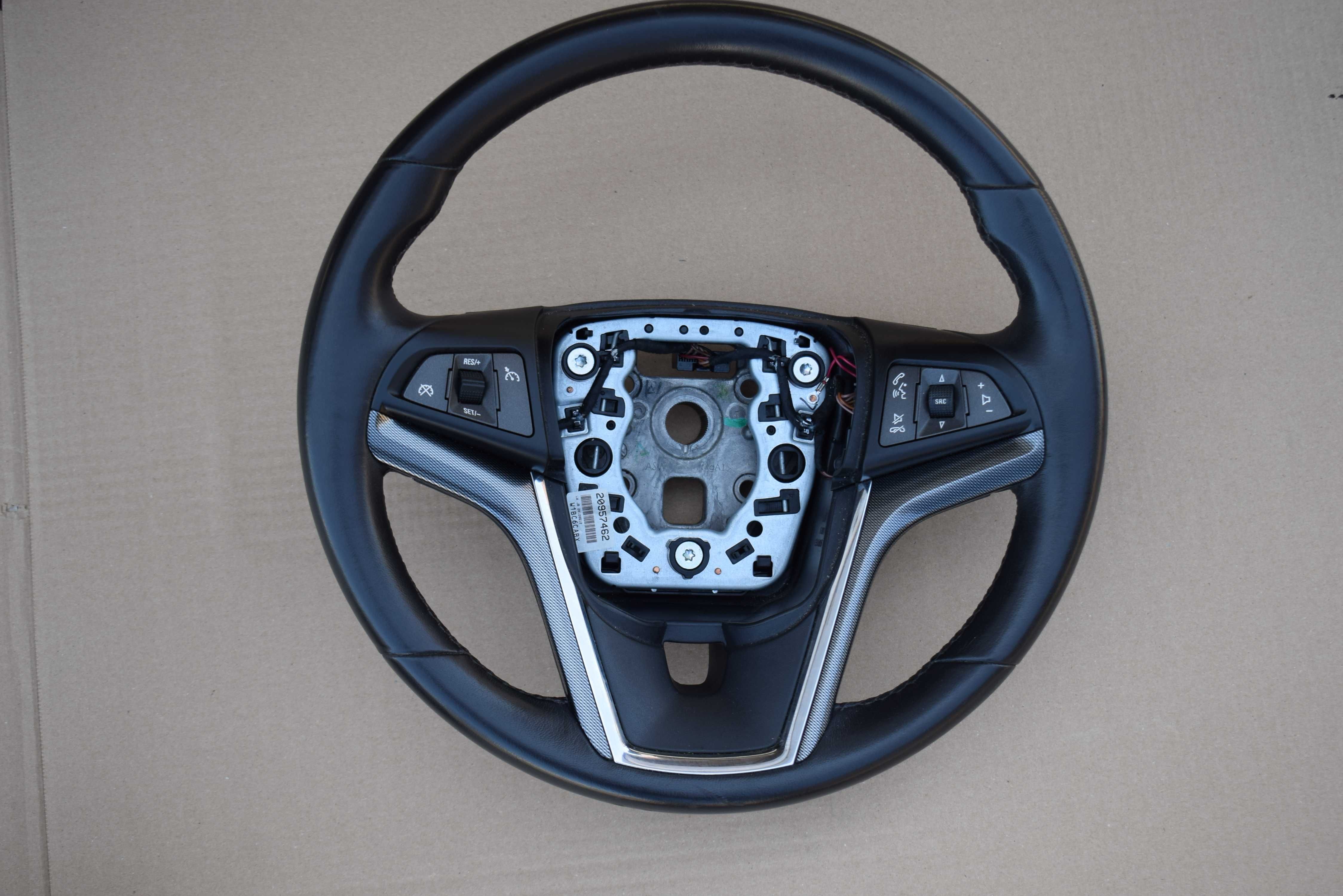 Kierownica skóra multifunkcja Chevrolet Malibu 13R.