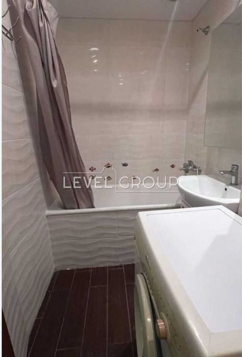 Продаж 2-кім квартири, 5 поверх  біля м. Нивки