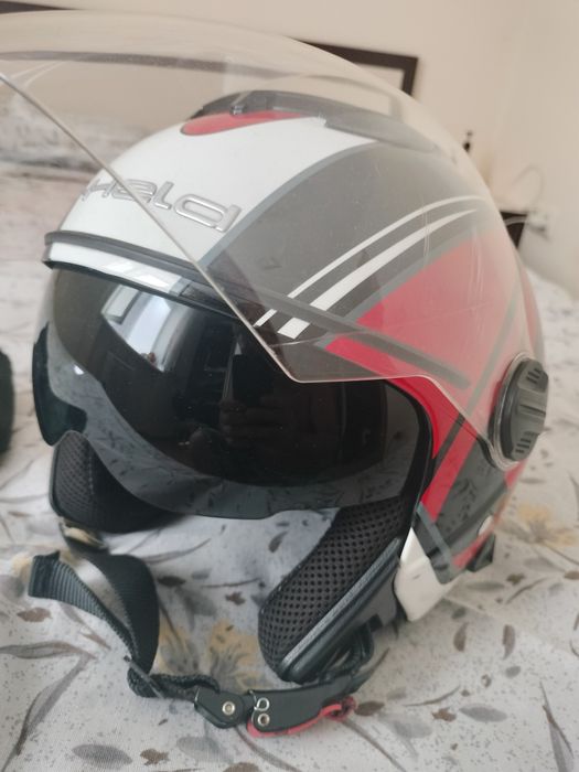 Шолом фірми hella оригінал