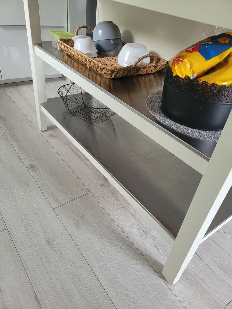 Wyspa kuchenna IKEA i 2 krzesła REZERWACJA