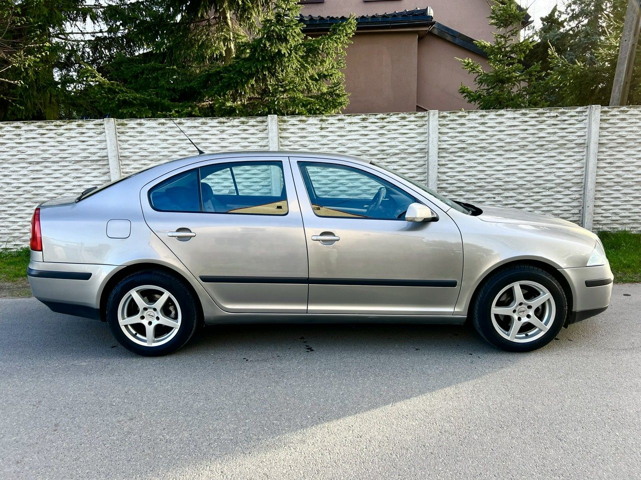 Škoda Octavia 1.9 TDI 105KM Niski przebieg I właściciel Climatronic