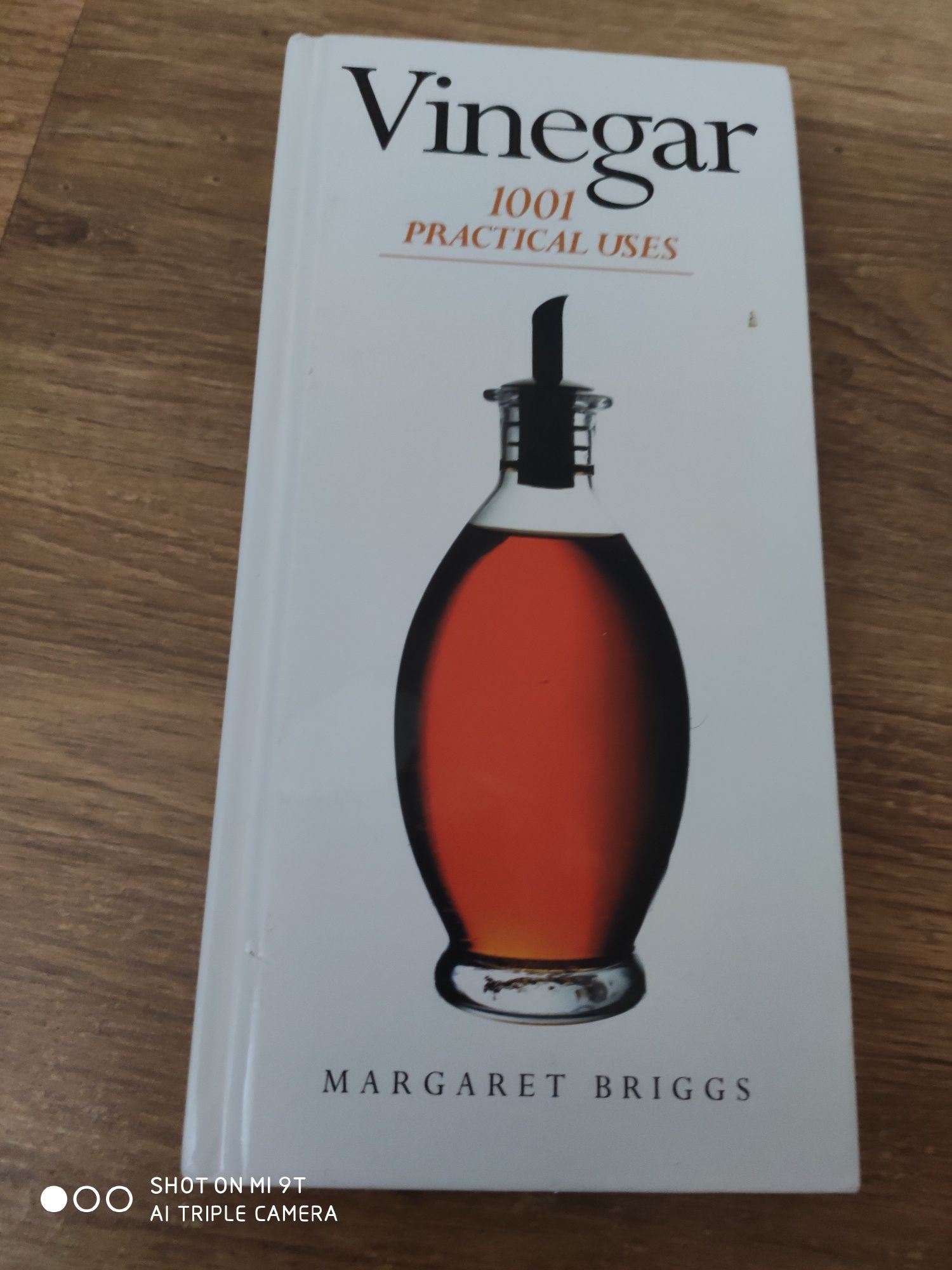 Książka Vinegar 1001 practical uses