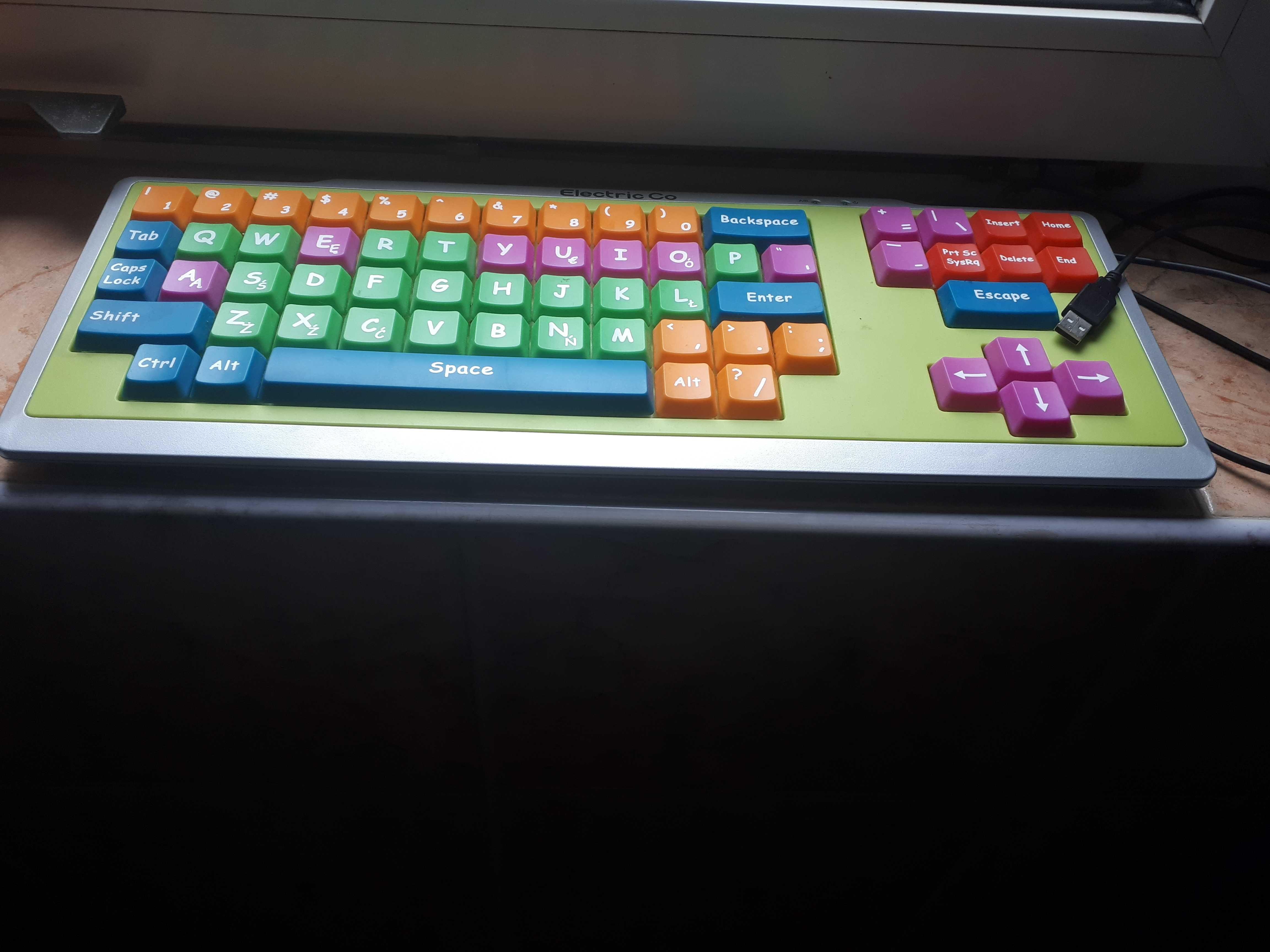 klawiatura do komputera  edukacyjna  dla dzieci