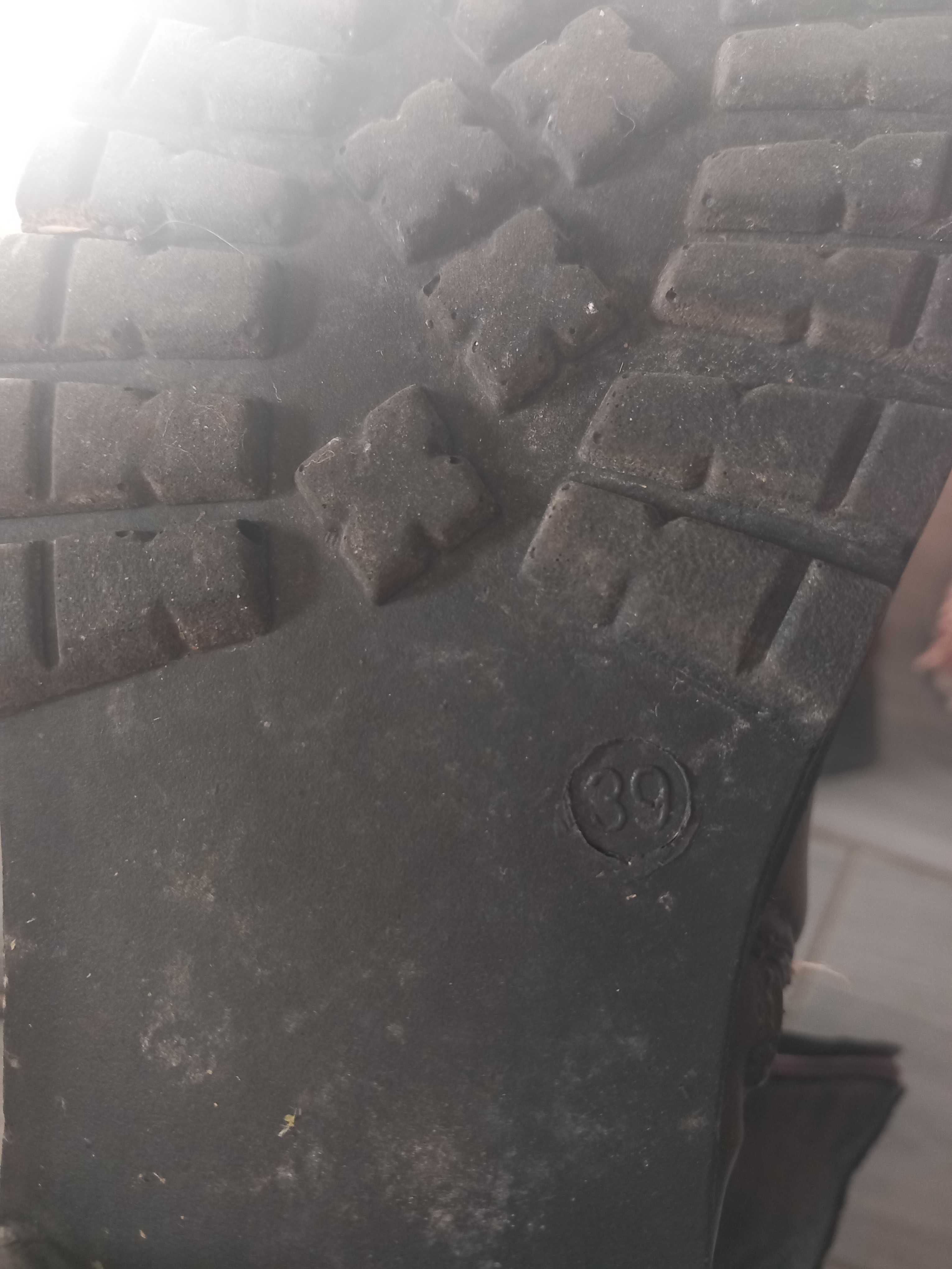 Botas com pêlo T.39